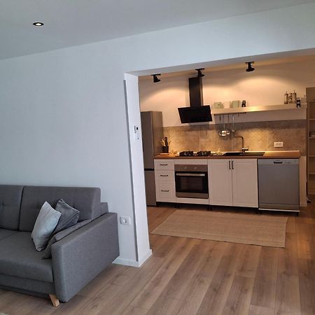 Apartmani Alma 풀라 외부 사진