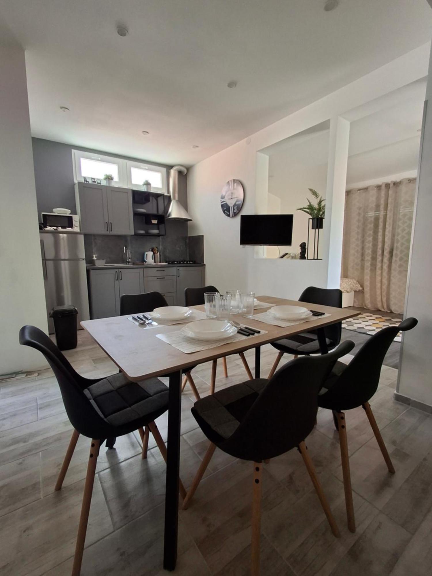 Apartmani Alma 풀라 외부 사진